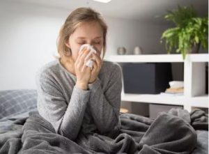 बार-बार सर्दी जुकाम सिर्फ इम्युनिटी कमजोर होने के लक्षण नहीं बल्कि इन बीमारियों के हो सकते हैं संकेत
